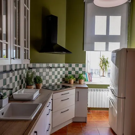 Atelier ホステル *